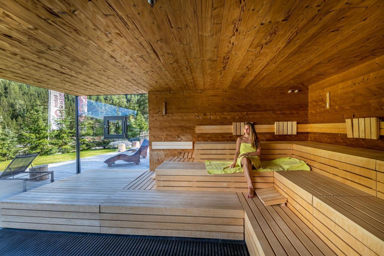 Hotel Cristallo - Wellness Mountain Living Badia  Esterno foto