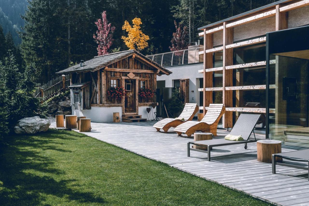 Hotel Cristallo - Wellness Mountain Living Badia  Esterno foto