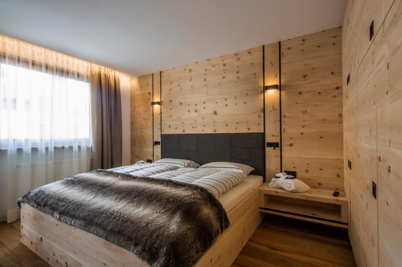 Hotel Cristallo - Wellness Mountain Living Badia  Esterno foto