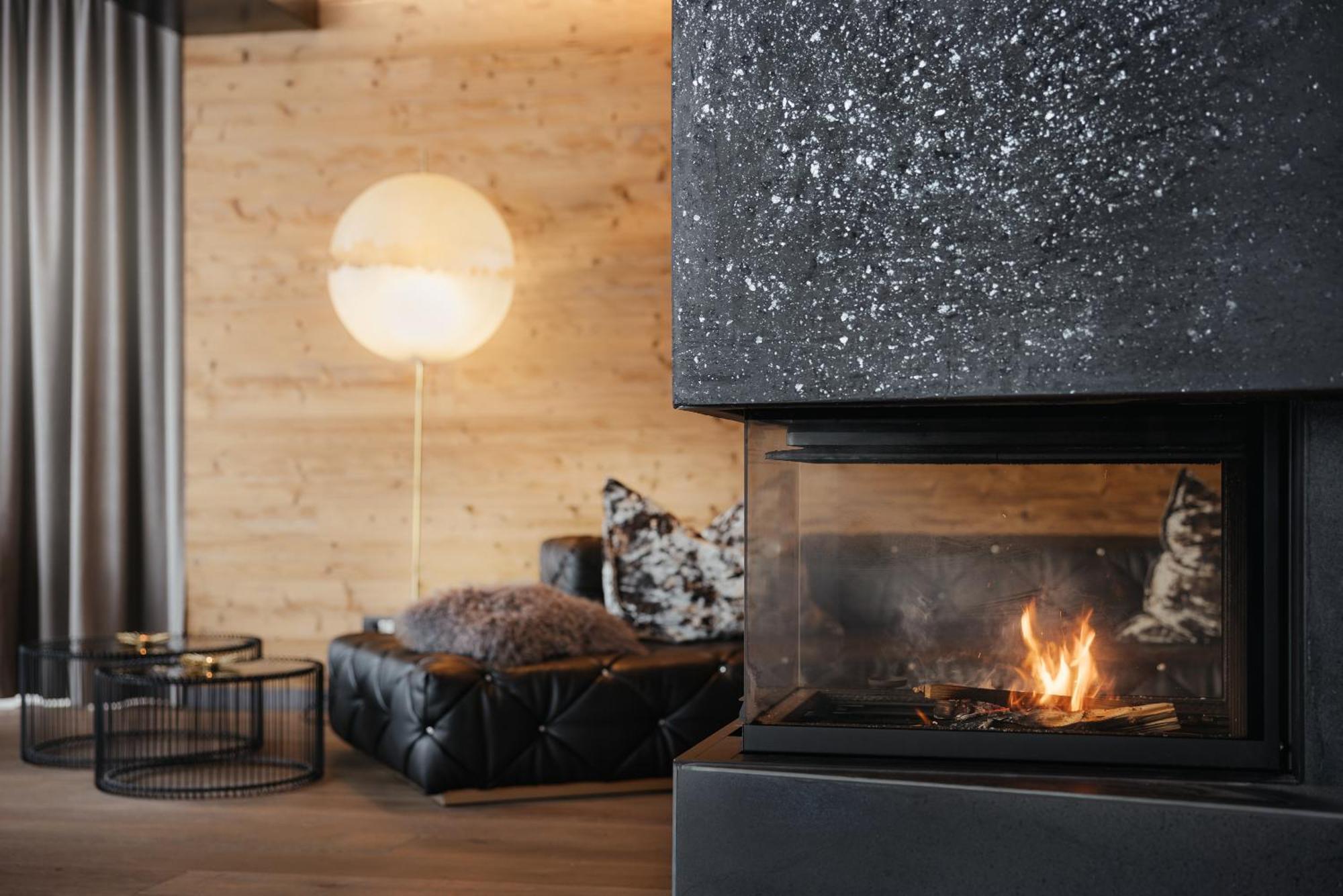 Hotel Cristallo - Wellness Mountain Living Badia  Esterno foto