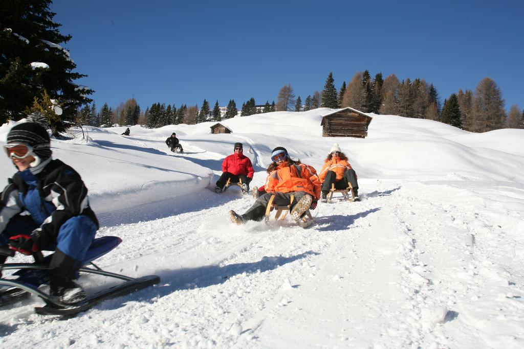 Hotel Cristallo - Wellness Mountain Living Badia  Esterno foto