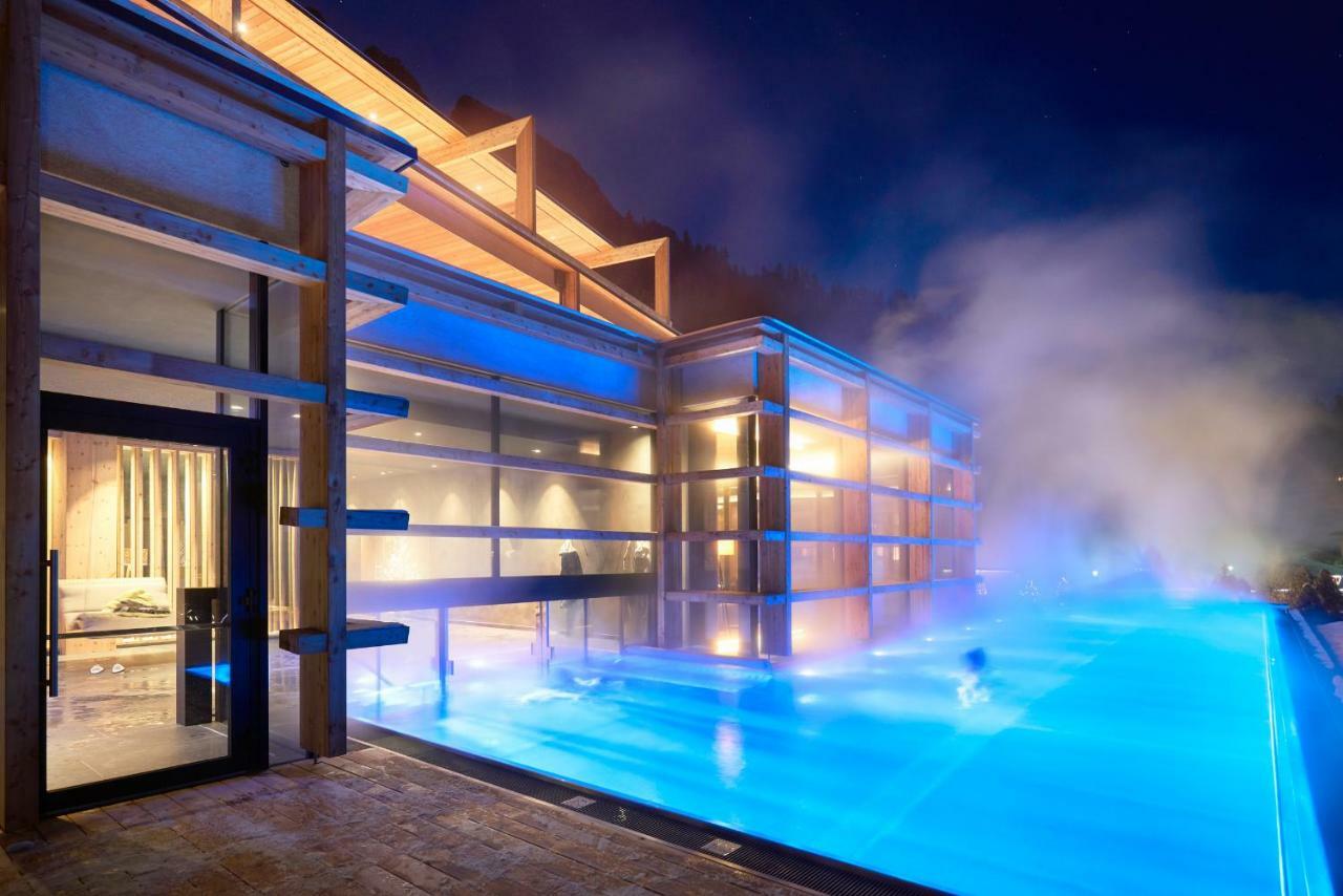 Hotel Cristallo - Wellness Mountain Living Badia  Esterno foto
