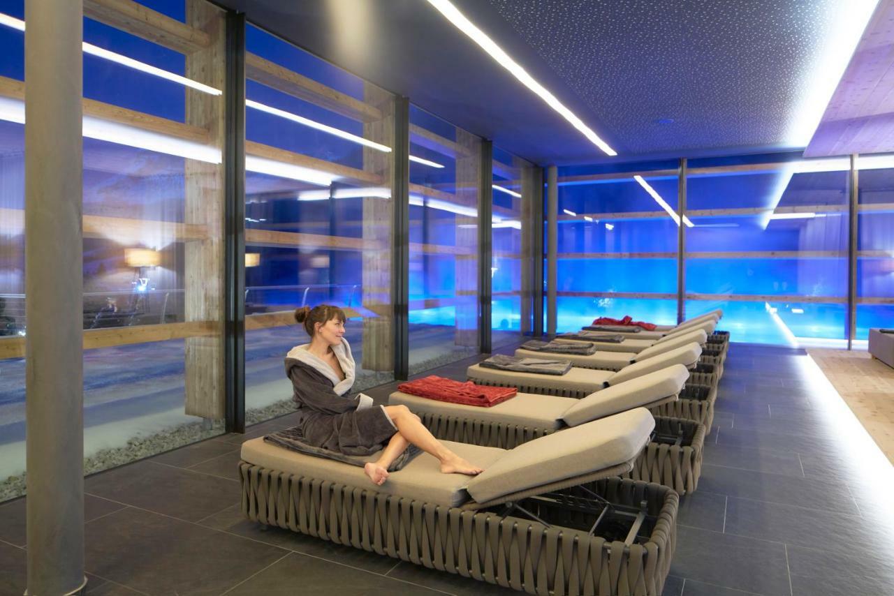 Hotel Cristallo - Wellness Mountain Living Badia  Esterno foto